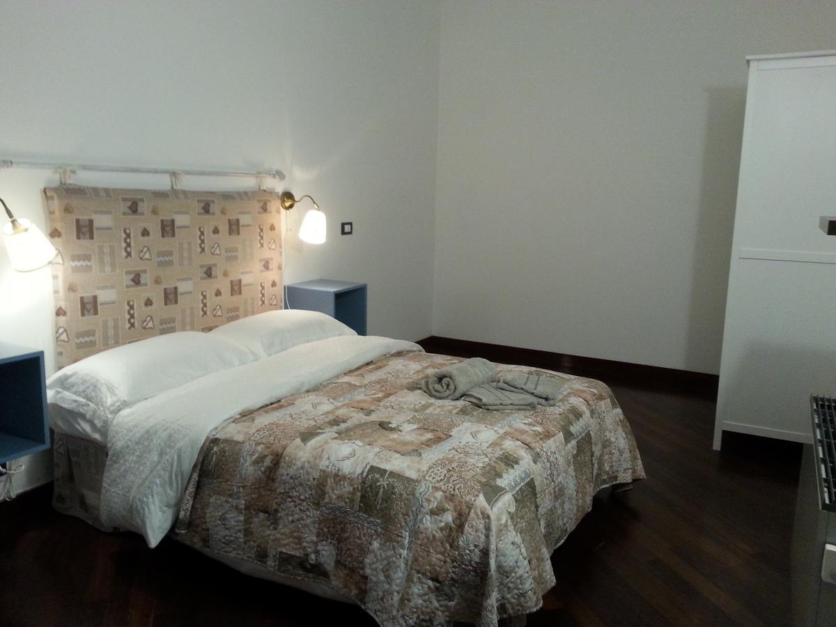 Marisa B&B Tempio Pausania Buitenkant foto